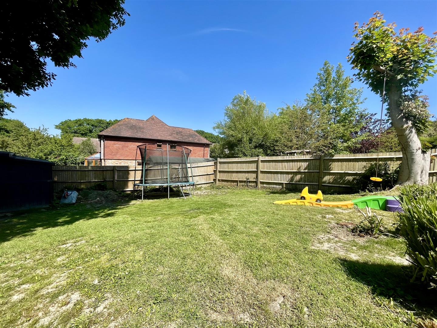 Property Details for Maple Walk BexhillOnSea East Sussex TN39 4SN